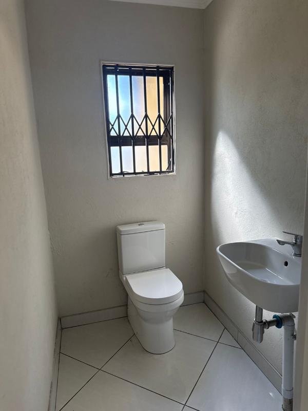 5 Bedroom Property for Sale in Van Riebeeck Park Gauteng