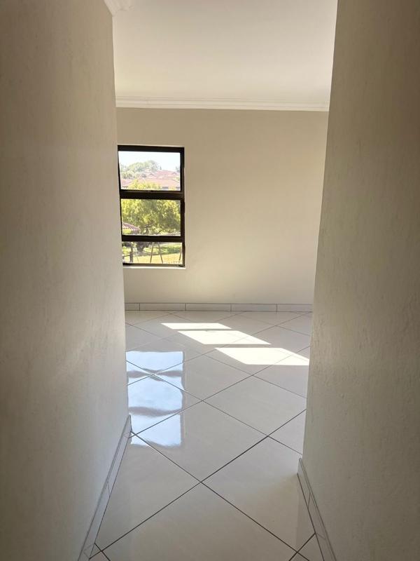 5 Bedroom Property for Sale in Van Riebeeck Park Gauteng
