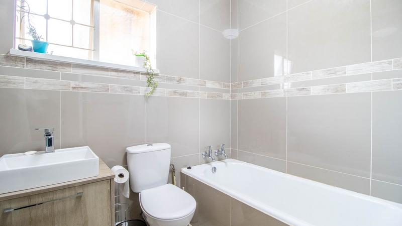3 Bedroom Property for Sale in Buurendal Gauteng