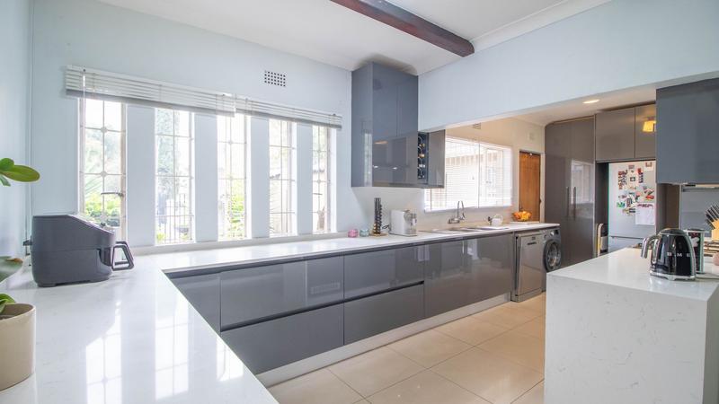3 Bedroom Property for Sale in Buurendal Gauteng