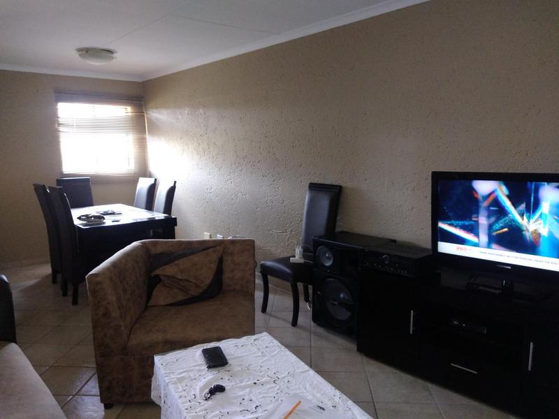 2 Bedroom Property for Sale in Theresa Park Gauteng