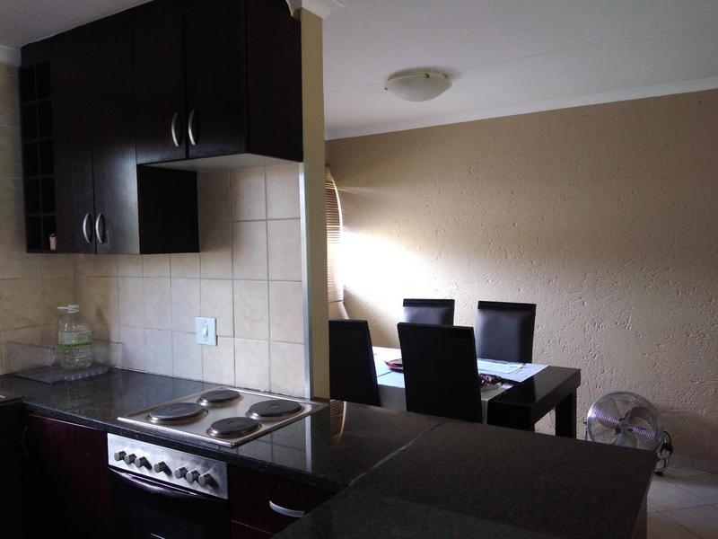 2 Bedroom Property for Sale in Theresa Park Gauteng