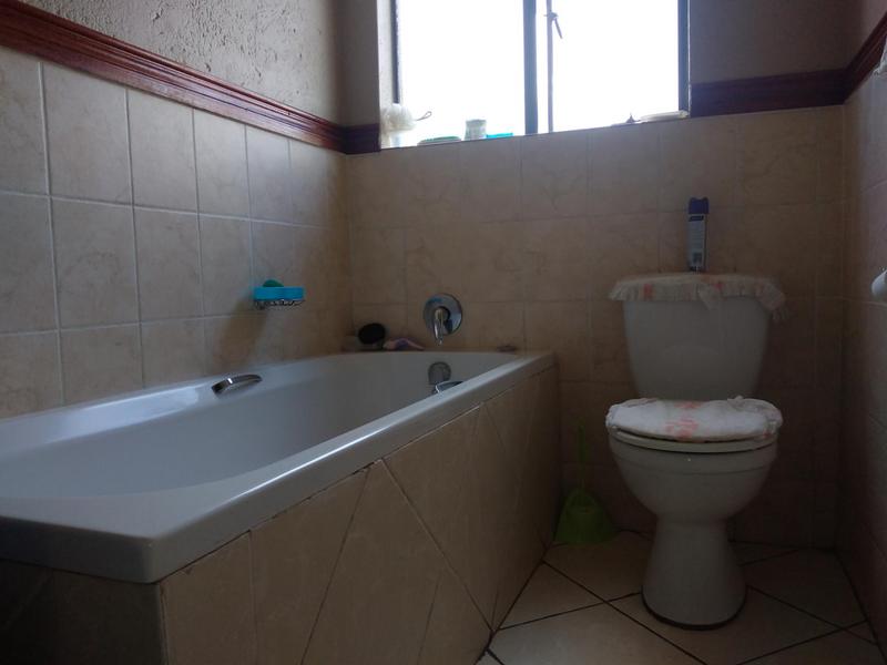 2 Bedroom Property for Sale in Theresa Park Gauteng