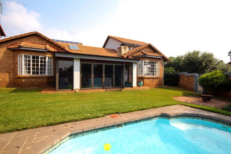 4 Bedroom Property for Sale in Wierda Park Gauteng