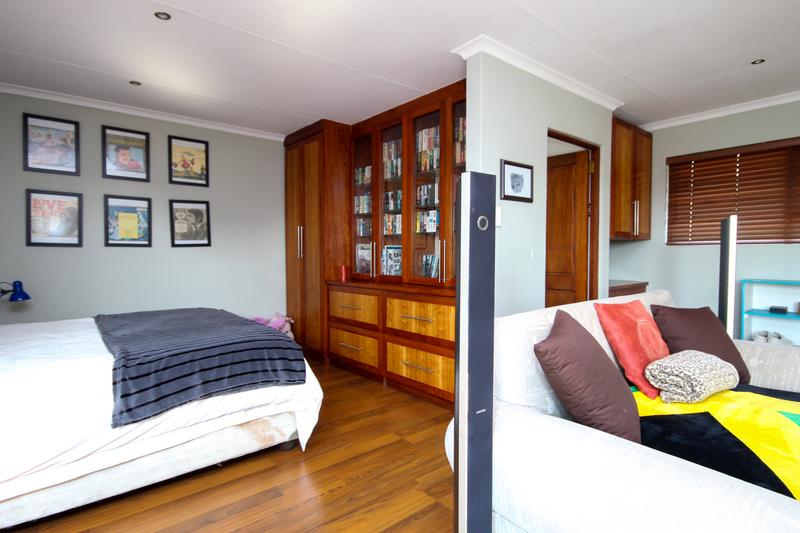 4 Bedroom Property for Sale in Wierda Park Gauteng