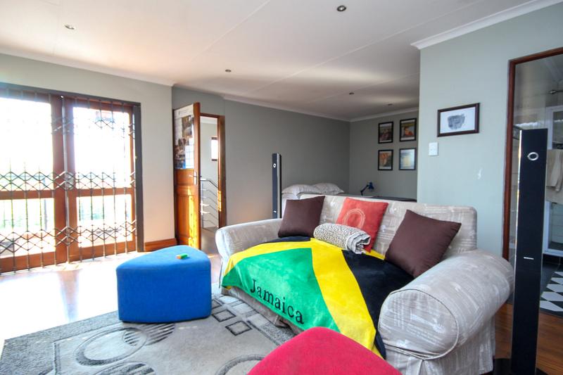4 Bedroom Property for Sale in Wierda Park Gauteng