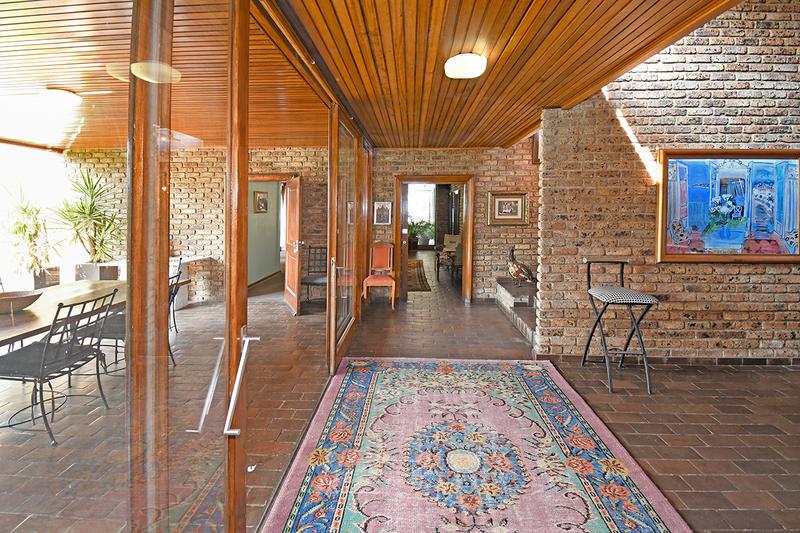 7 Bedroom Property for Sale in Parkmore Gauteng