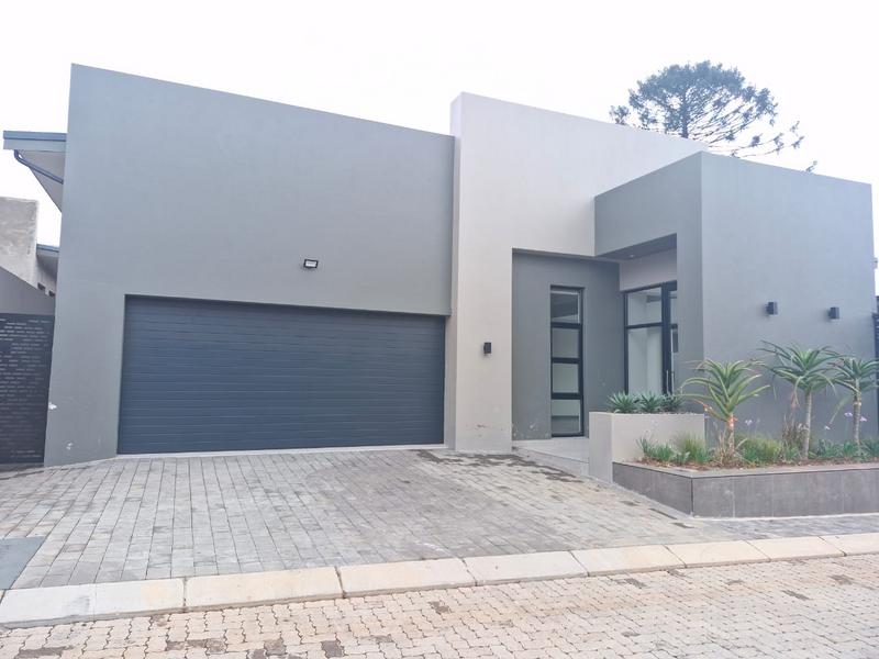 To Let 3 Bedroom Property for Rent in Lakefield Gauteng