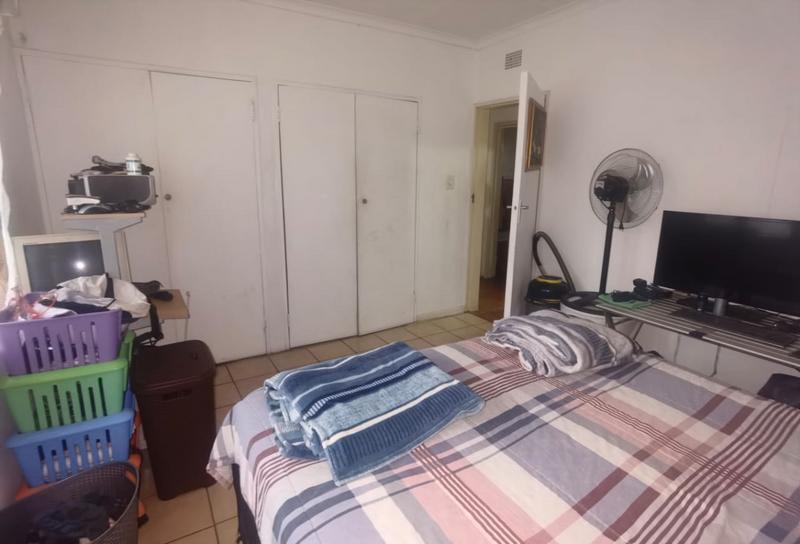 5 Bedroom Property for Sale in Strubenvale Gauteng