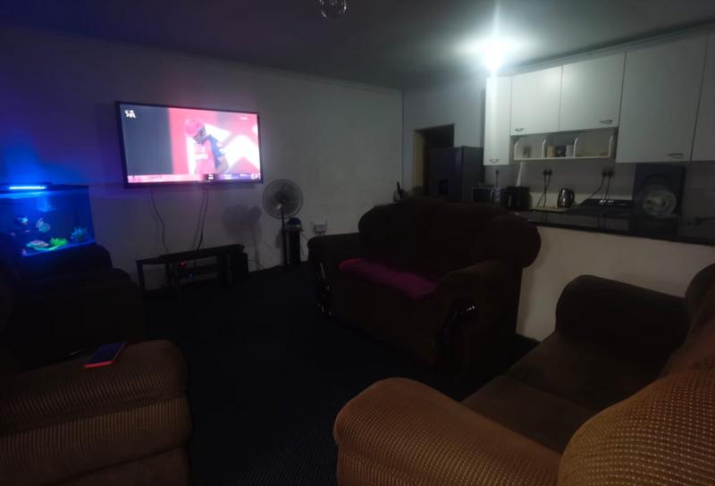 5 Bedroom Property for Sale in Strubenvale Gauteng