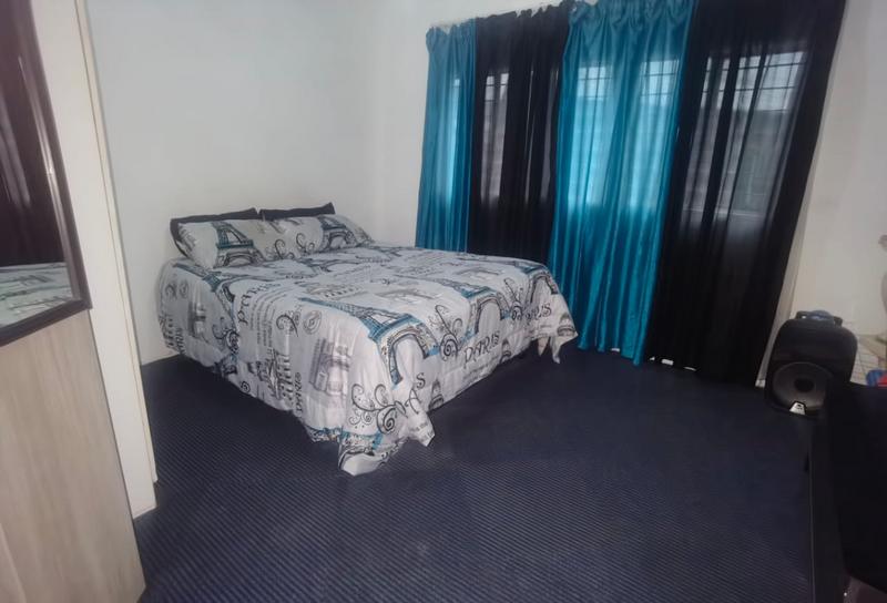 5 Bedroom Property for Sale in Strubenvale Gauteng