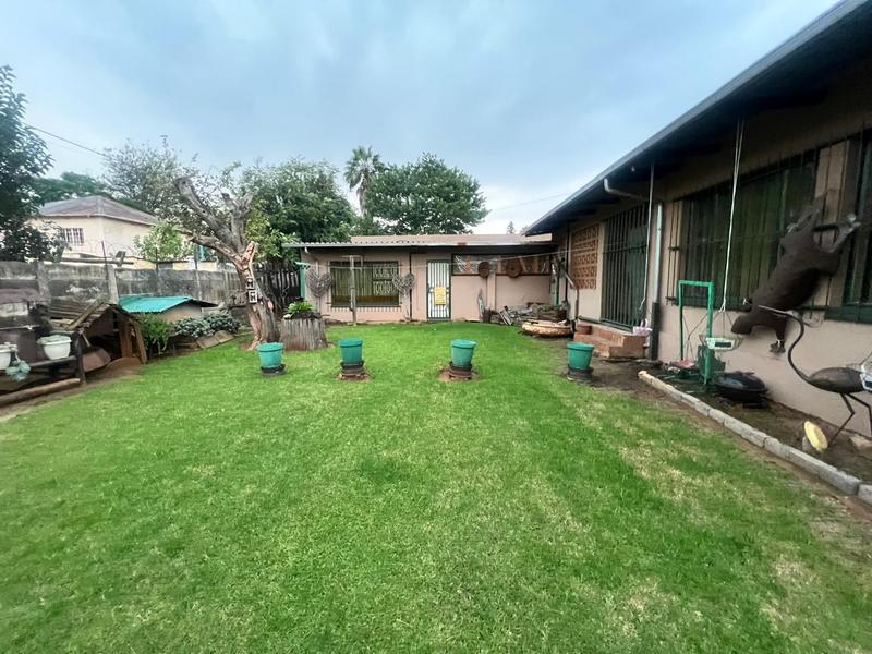 5 Bedroom Property for Sale in Brenthurst Gauteng