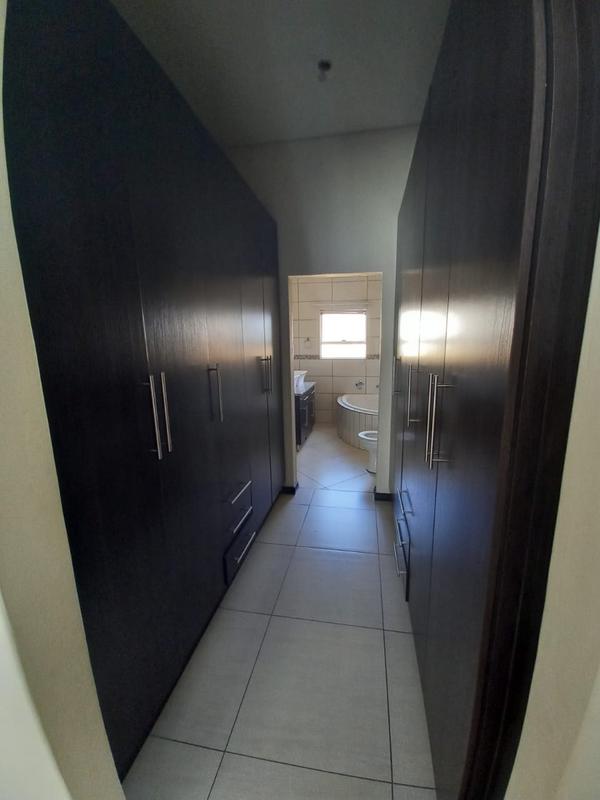 To Let 3 Bedroom Property for Rent in Vanderbijlpark SE 10 Gauteng
