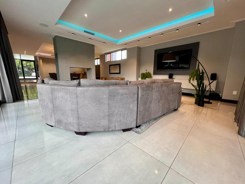 5 Bedroom Property for Sale in Midstream Ridge Gauteng