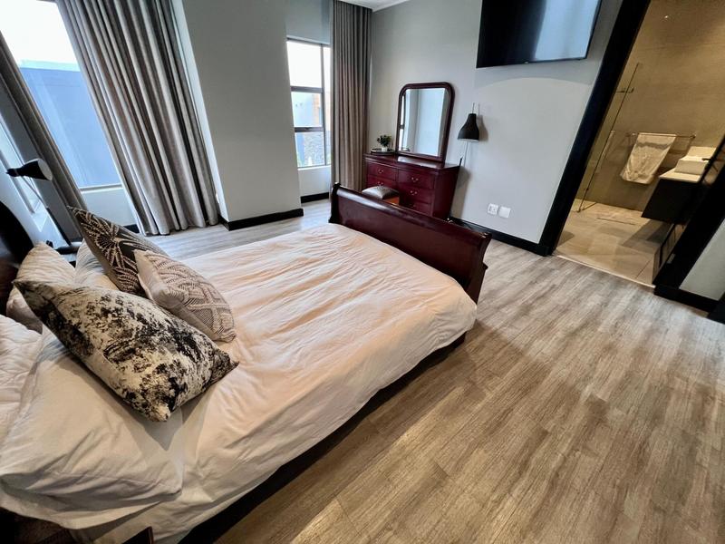 5 Bedroom Property for Sale in Midstream Ridge Gauteng