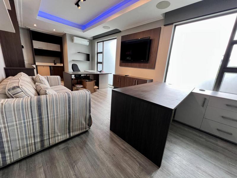 5 Bedroom Property for Sale in Midstream Ridge Gauteng
