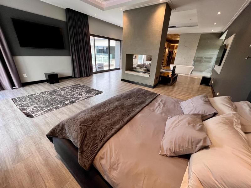 5 Bedroom Property for Sale in Midstream Ridge Gauteng