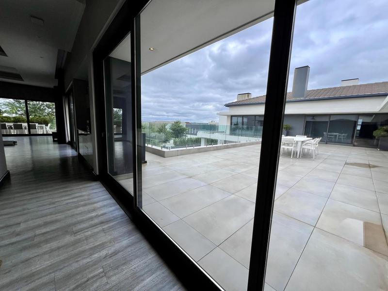 5 Bedroom Property for Sale in Midstream Ridge Gauteng