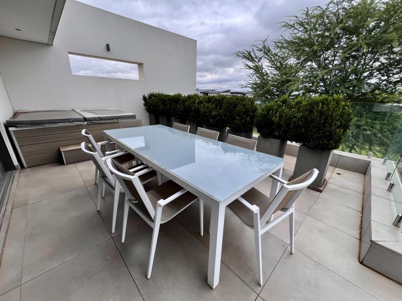 5 Bedroom Property for Sale in Midstream Ridge Gauteng