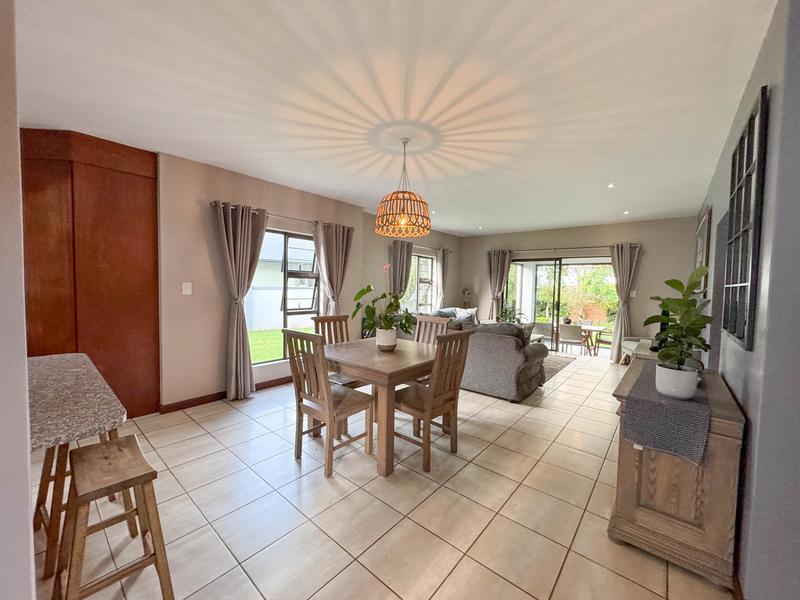 4 Bedroom Property for Sale in Midstream Hill Gauteng