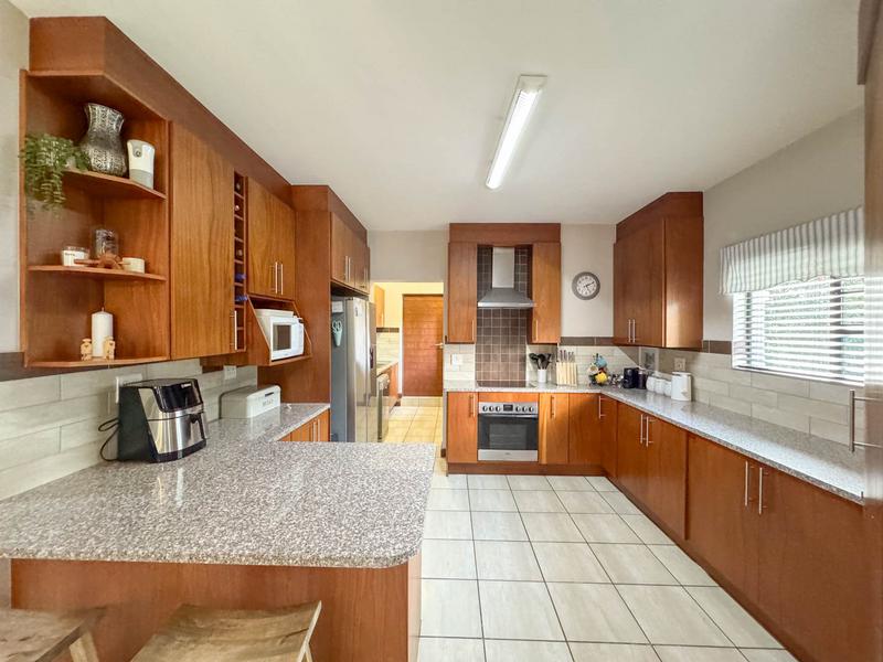 4 Bedroom Property for Sale in Midstream Hill Gauteng