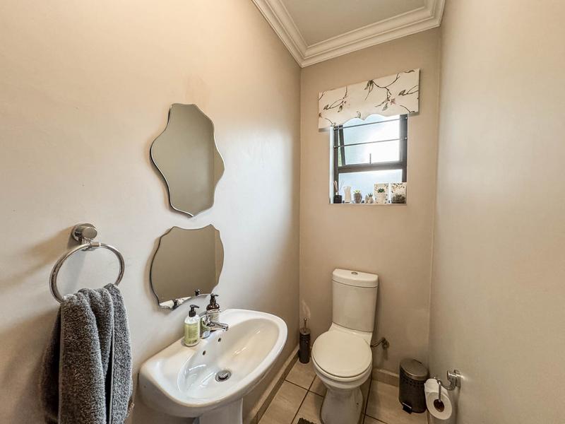 4 Bedroom Property for Sale in Midstream Hill Gauteng