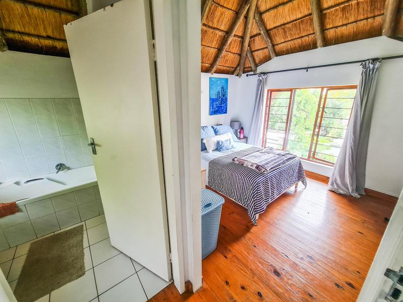2 Bedroom Property for Sale in Sunninghill Gauteng