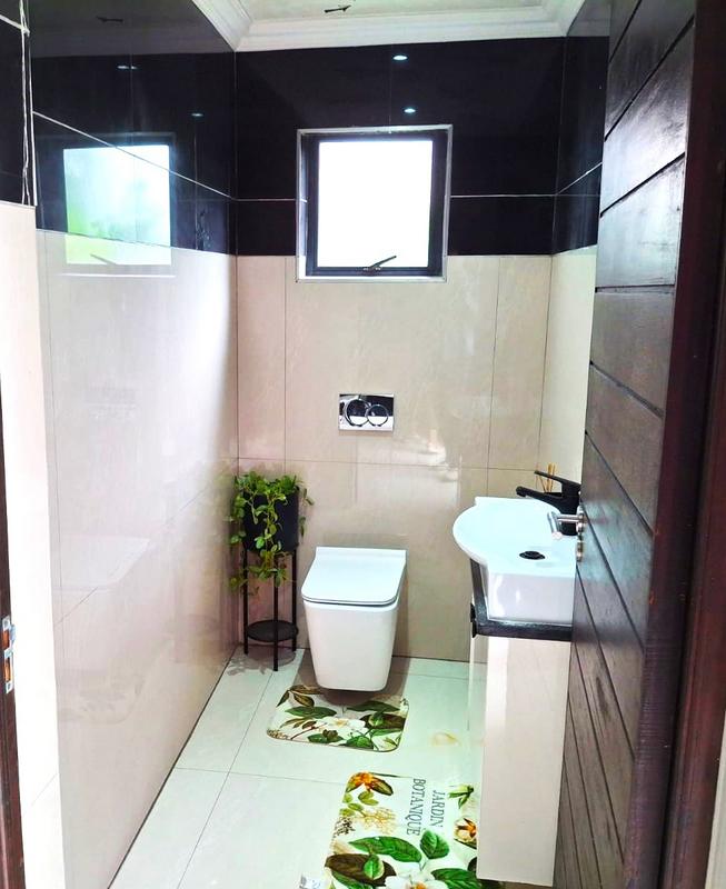 6 Bedroom Property for Sale in Midstream Estate Gauteng