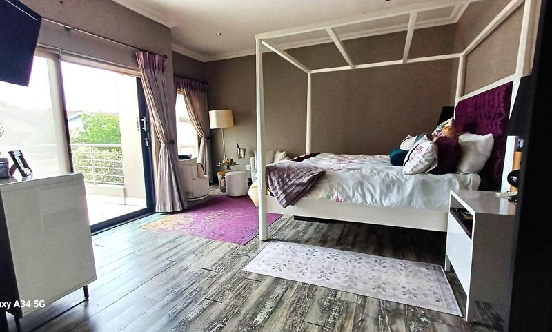 6 Bedroom Property for Sale in Midstream Estate Gauteng
