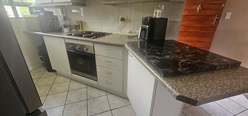 To Let 2 Bedroom Property for Rent in Glenvista Gauteng