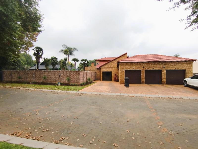 4 Bedroom Property for Sale in Dalpark Gauteng