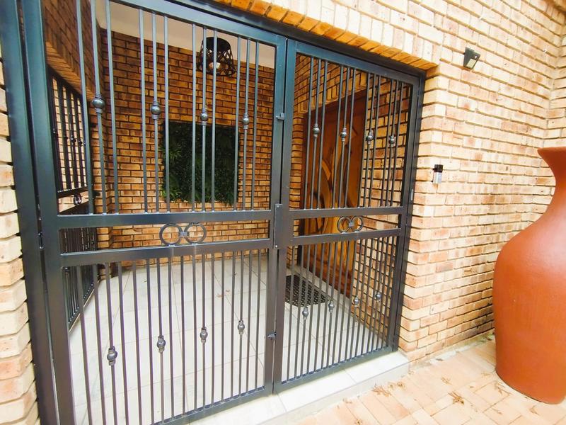 4 Bedroom Property for Sale in Dalpark Gauteng