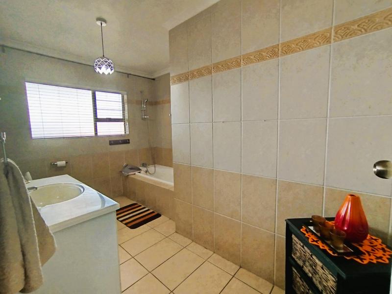 4 Bedroom Property for Sale in Dalpark Gauteng