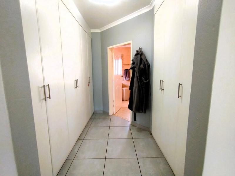 4 Bedroom Property for Sale in Dalpark Gauteng