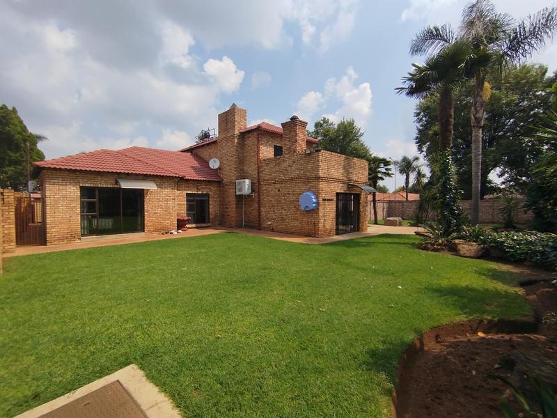 4 Bedroom Property for Sale in Dalpark Gauteng