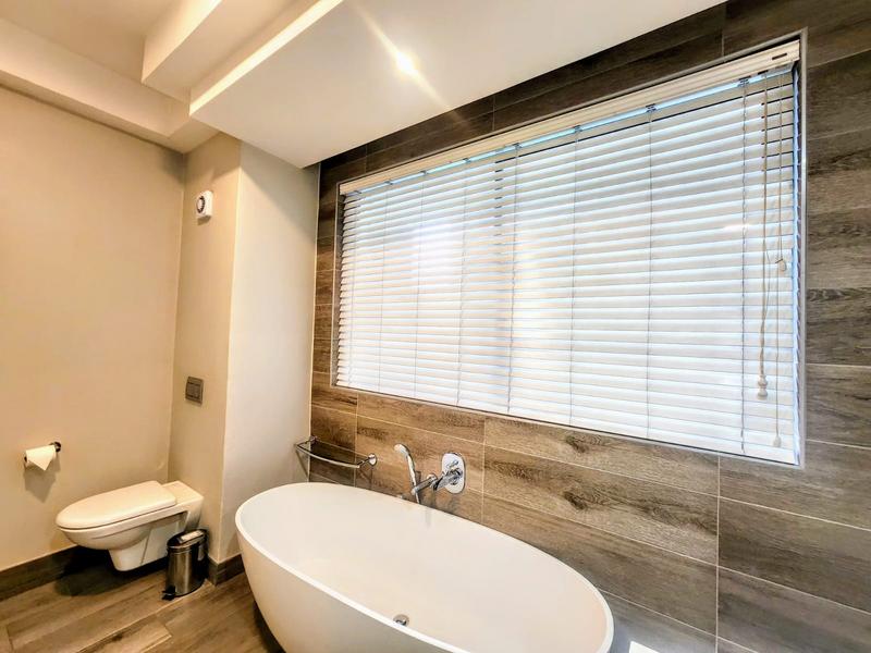 1 Bedroom Property for Sale in Ashlea Gardens Gauteng