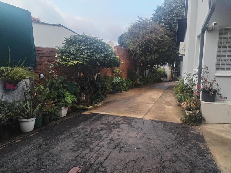 To Let 1 Bedroom Property for Rent in Horison Gauteng