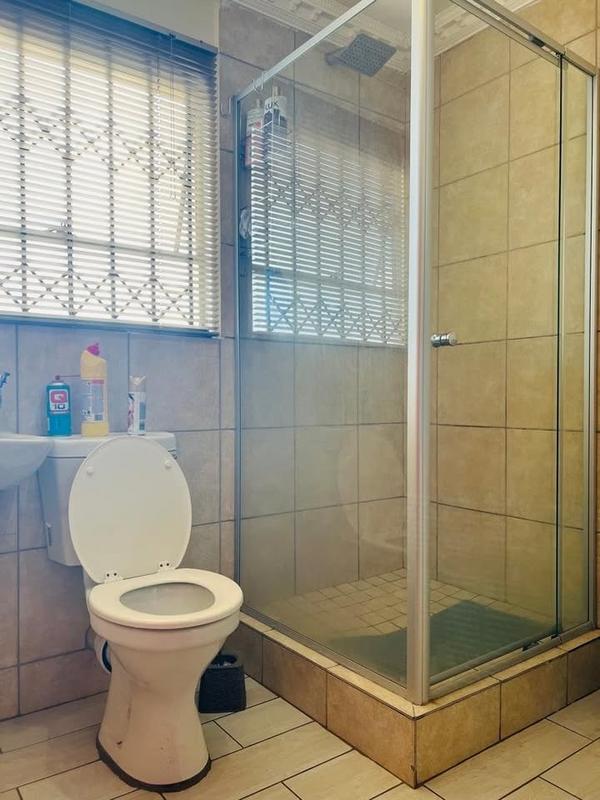 3 Bedroom Property for Sale in Fleurhof Gauteng