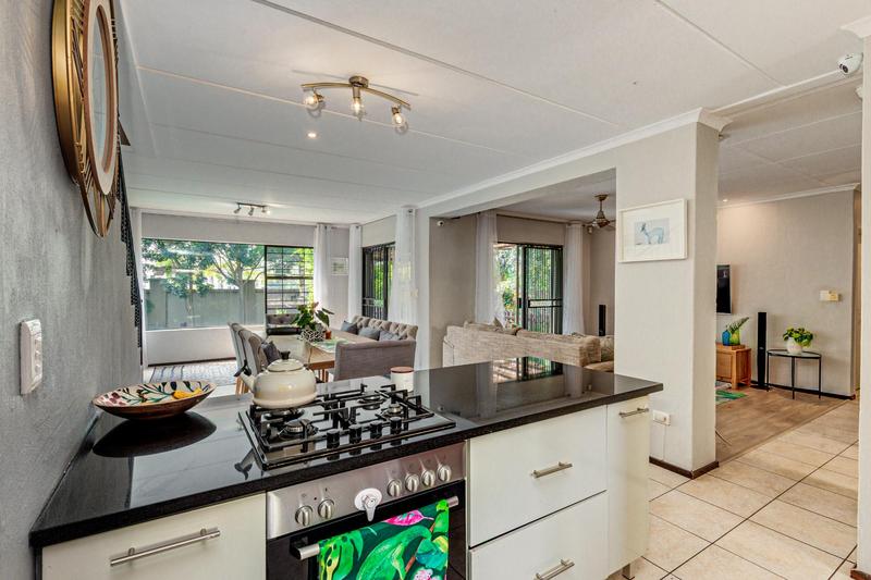 3 Bedroom Property for Sale in Broadacres Gauteng