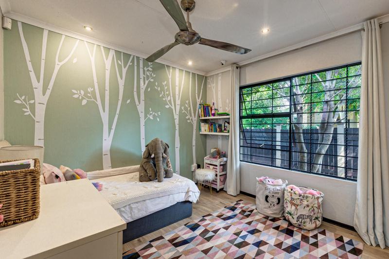 3 Bedroom Property for Sale in Broadacres Gauteng