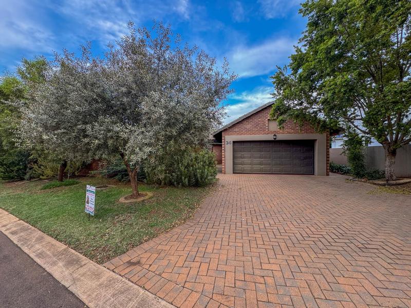 3 Bedroom Property for Sale in Retire at Midstream Gauteng