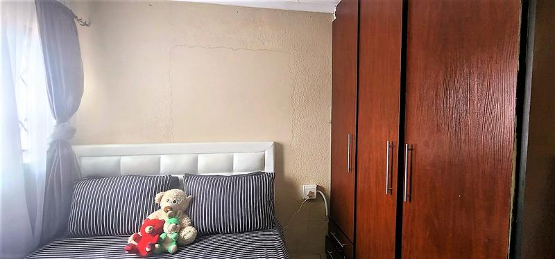 2 Bedroom Property for Sale in Windmill Park Gauteng