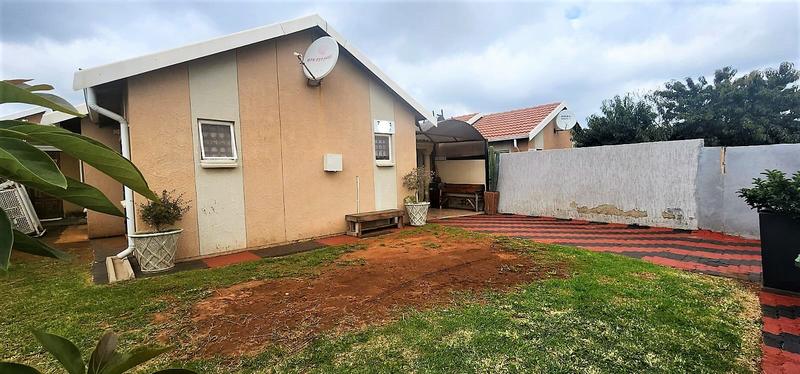 2 Bedroom Property for Sale in Windmill Park Gauteng