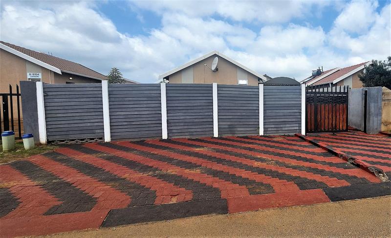 2 Bedroom Property for Sale in Windmill Park Gauteng