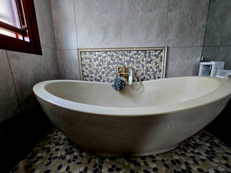 4 Bedroom Property for Sale in Faerie Glen Gauteng
