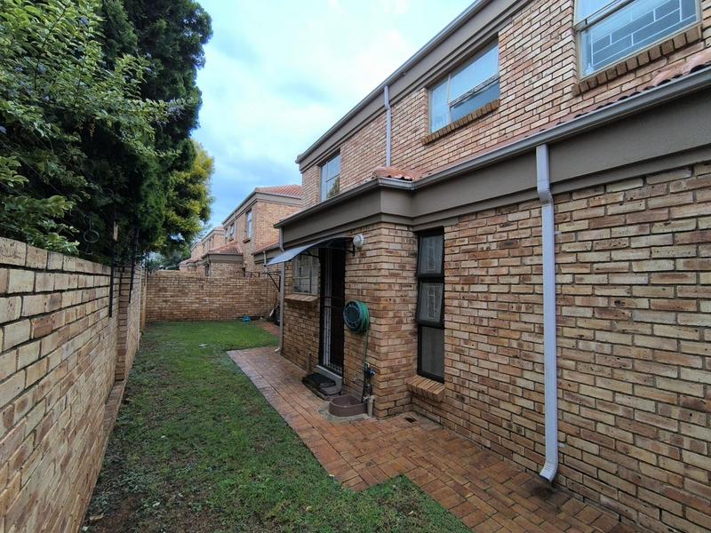 3 Bedroom Property for Sale in Ruimsig Gauteng