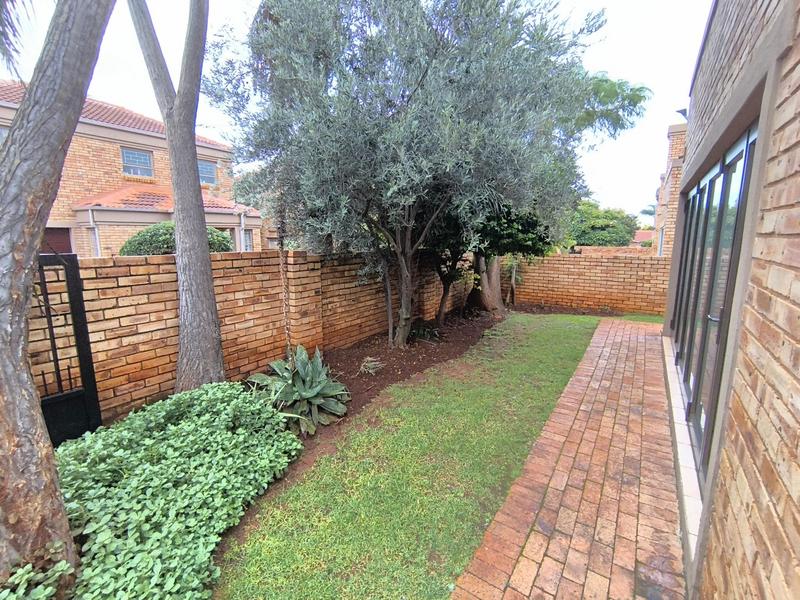 3 Bedroom Property for Sale in Ruimsig Gauteng