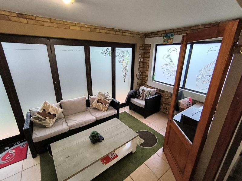 3 Bedroom Property for Sale in Ruimsig Gauteng