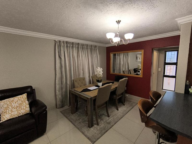 3 Bedroom Property for Sale in Ruimsig Gauteng