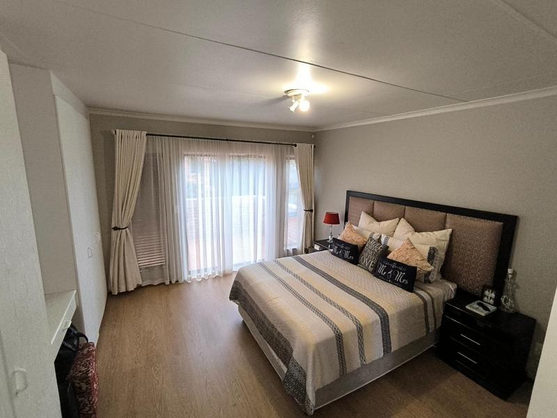 3 Bedroom Property for Sale in Ruimsig Gauteng
